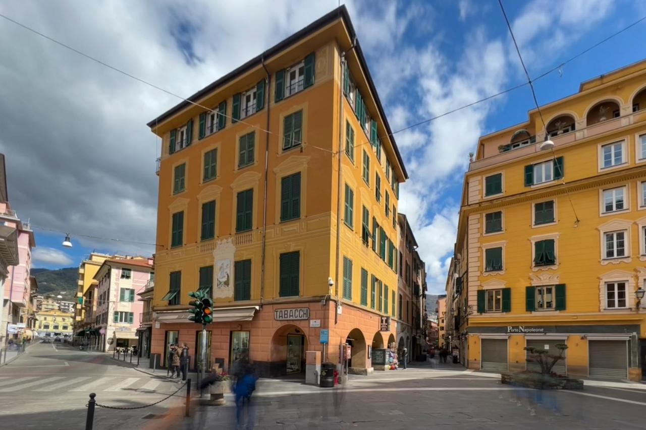 Mazzini 12 Very Central Apartment With Private Garage, Air Conditioning, Wifi, Just 50 Meters From The Beach Rapallo Exteriér fotografie