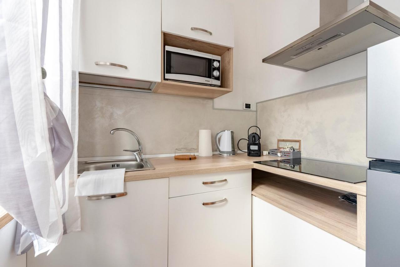 Mazzini 12 Very Central Apartment With Private Garage, Air Conditioning, Wifi, Just 50 Meters From The Beach Rapallo Exteriér fotografie