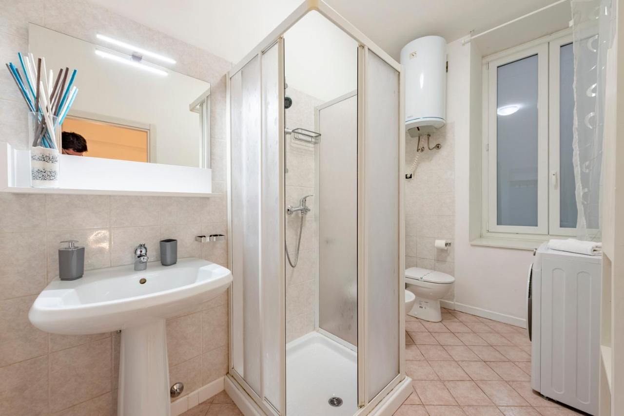 Mazzini 12 Very Central Apartment With Private Garage, Air Conditioning, Wifi, Just 50 Meters From The Beach Rapallo Exteriér fotografie