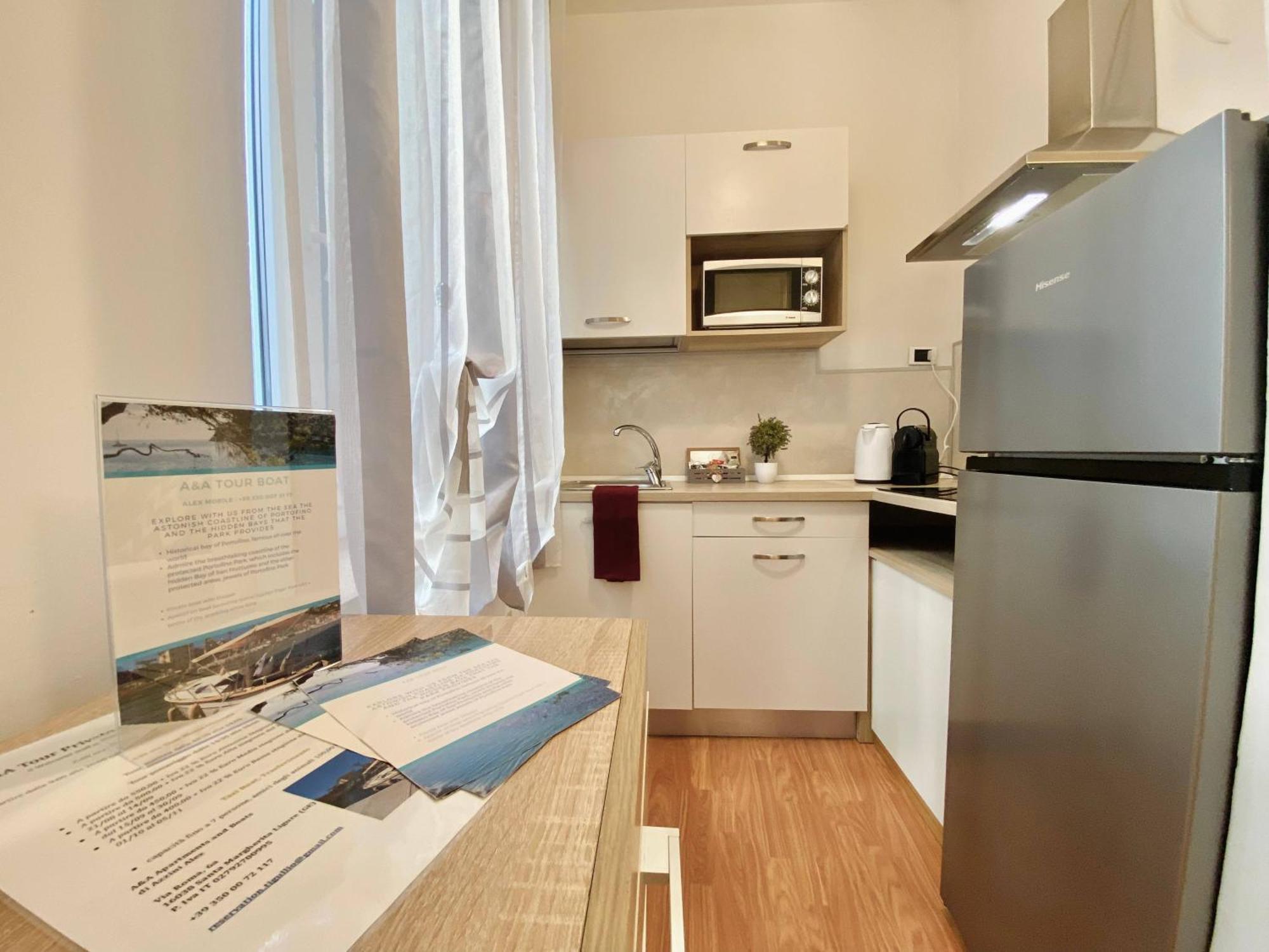 Mazzini 12 Very Central Apartment With Private Garage, Air Conditioning, Wifi, Just 50 Meters From The Beach Rapallo Exteriér fotografie